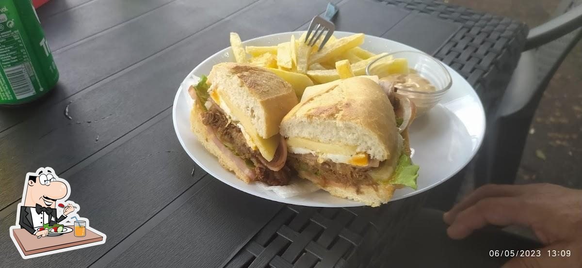 ⭐ Bocadillo Chirifú: La Leyenda de El Paso (4.9/5 Estrellas).